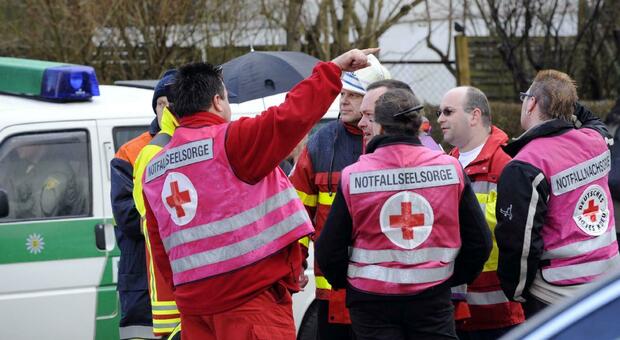 Germania, auto piomba su gruppo di scolari: tre bambini gravemente feriti