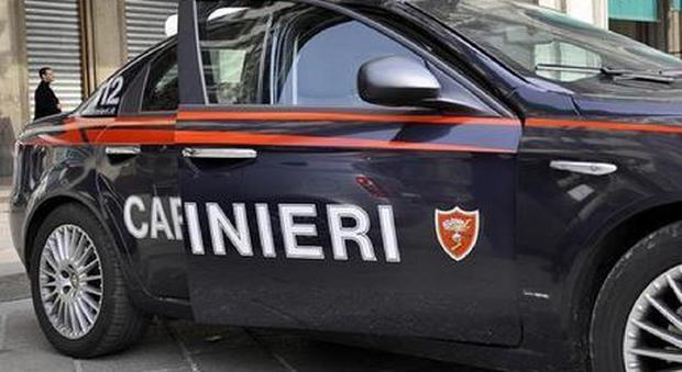 Milano, colpo in villa: famiglia con bimba e vicini bloccano rapinatore