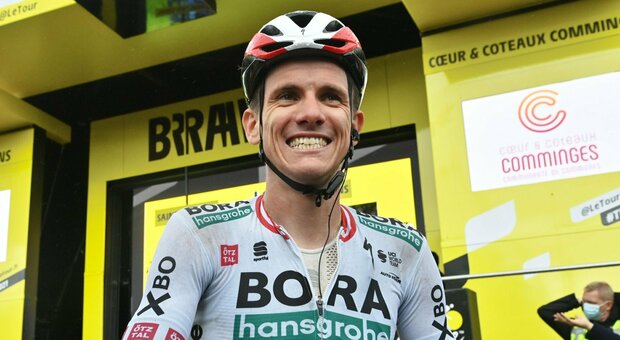 Tour de France, Konrad batte Colbrelli a Saint-Gaudens. Pogacar ancora in giallo