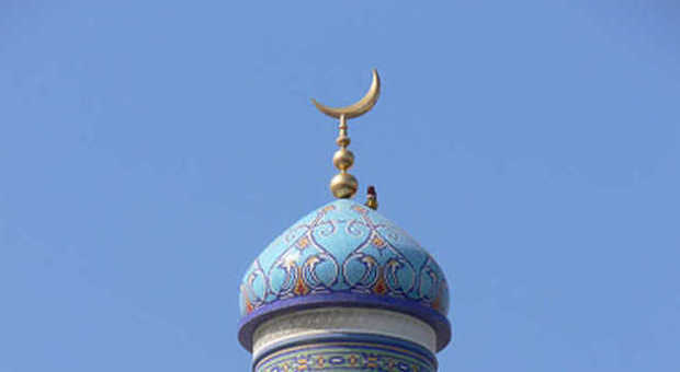 Il minareto di una Moschea in Arabia Saudita