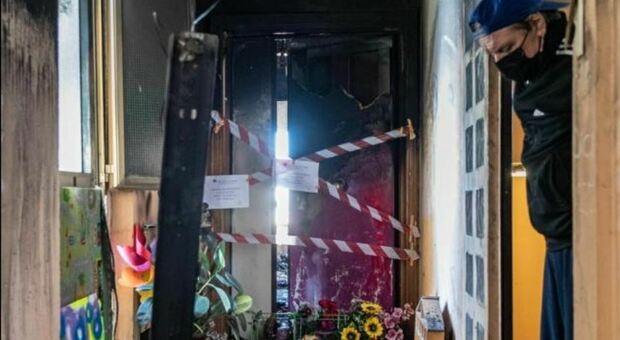 Roma, fiamme in una casa Ater: 50enne muore soffocato