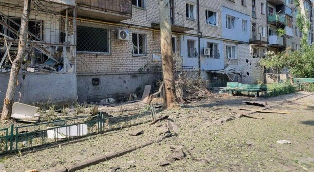 Ucraina, i russi avanzano nell'Est. Bombe e morti a Mykolaiv