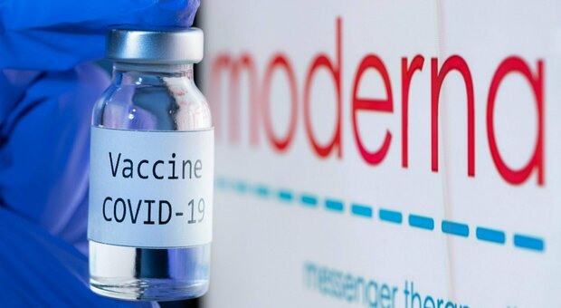 Vaccino Moderna, una dose blocca la trasmissione. Burioni: «Covid farà la fine della polio»