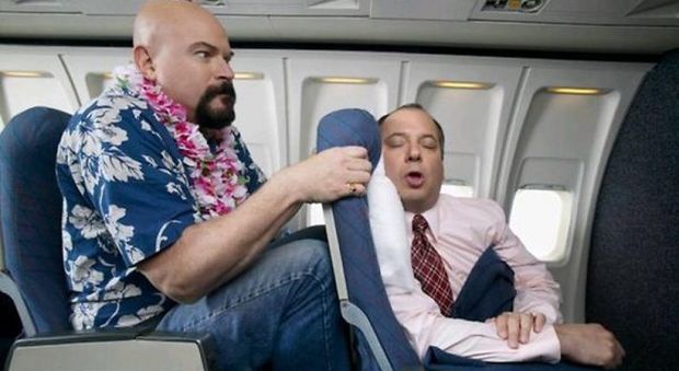 Il galateo in volo: ecco chi sono i peggiori passeggeri in aereo