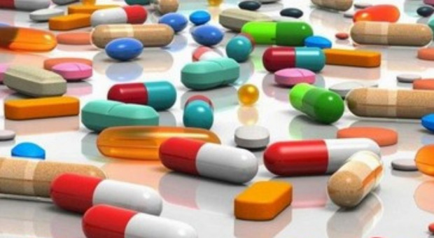 Una pillola unica per curare tutto: il farmaco che cambierà la vita dei malati (dagli schizofrenici ai dipendenti da oppioidi)