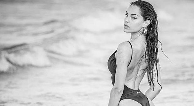 Miss Italia, le foto di nudo non sono un problema: Carlotta Maggiorana si tiene il titolo