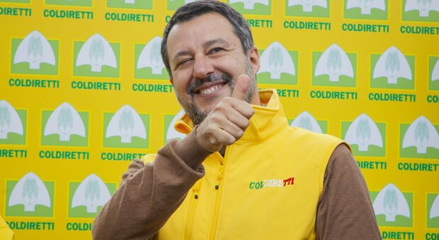 Salvini ora punta i piedi: «Viminale e tre ministeri». E i tempi si allungano