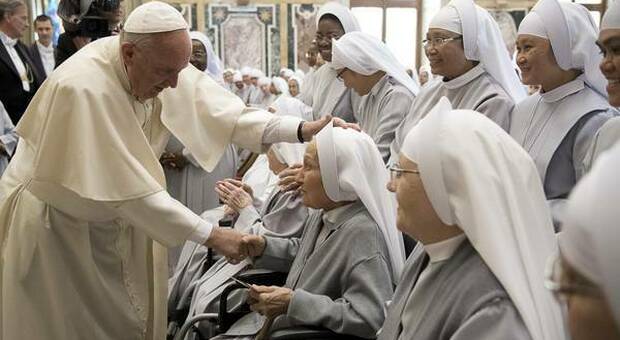 Papa Francesco, endorsement alla sanità cattolica: «Tesoro prezioso da custodire e sostenere»