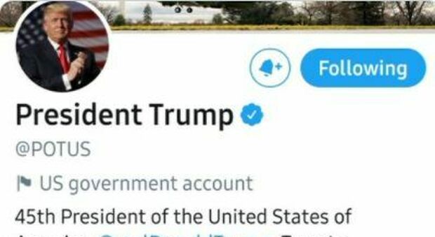 Trump, Twitter sospende permanentemente il suo account: «Rischio che inciti ulteriori violenze»