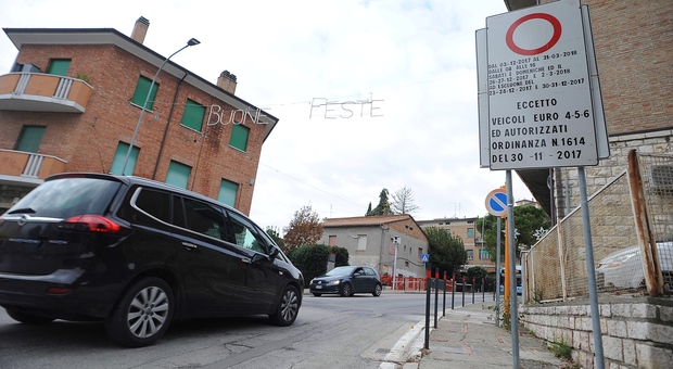 Una giornata di blocco del traffico a Perugia