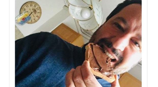Salvini, le nocciole turche e il bipolarismo della Nutella