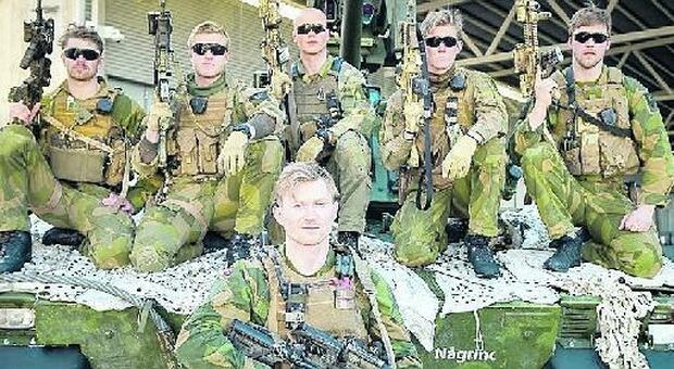 Norvegia, l'ordine dell'esercito ai soldati: «Dovete restituire la biancheria intima»