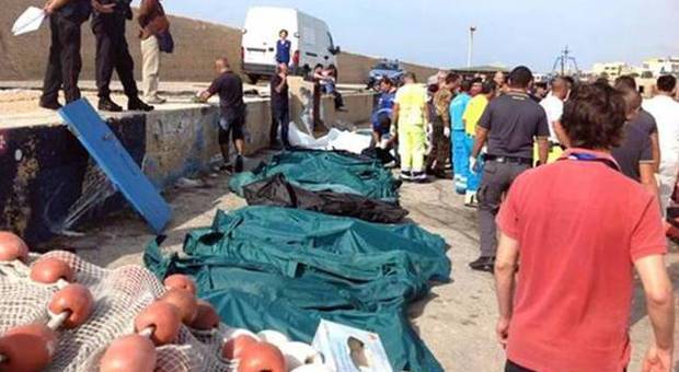 Strage Lampedusa, 9 arresti: migranti vittime di stupri di massa