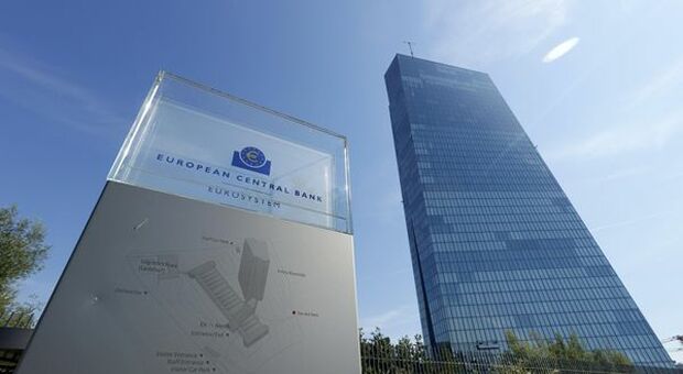 BCE, rischi climatici dimezzano valore edifici. Esposizione più elevata in nord Europa
