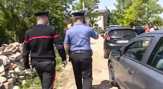 Colpi di fucile contro imprenditore Terrore in una villa nel Narnese