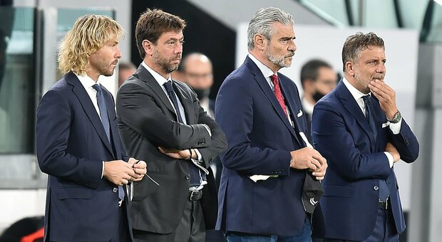 Caso plusvalenze: oggi ascoltato Manna, responsabile Juventus U23. La procura di Torino valuta di sentire anche Mendes, agente di Ronaldo