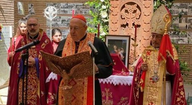 Vaticano, la gaffe del cardinale Sandri, la parola «genocidio» sparisce dal discorso letto davanti agli armeni