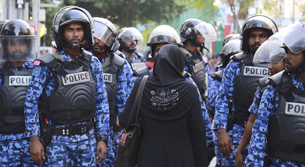 Maldive nel caos, «stato di emergenza»: arrestato l'ex presidente