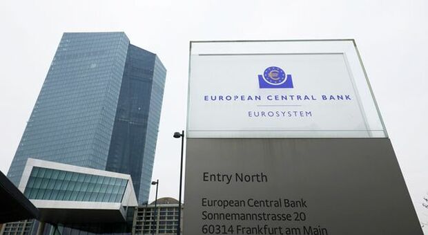 Verbali BCE, falchi spingono per "agire senza indebito ritardo"