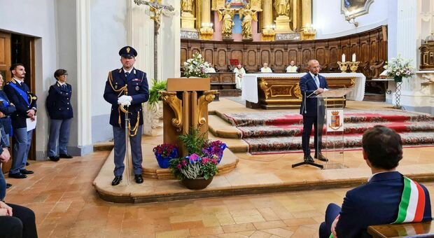 Foligno, solennità di San Michele Arcangelo patrono della polizia, il questore Giuseppe Bellassai: «Il vero potere è il servizio»