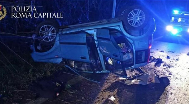Roma, 18enne muore dopo l'incidente stradale: l'amico alla guida indagato per omicidio