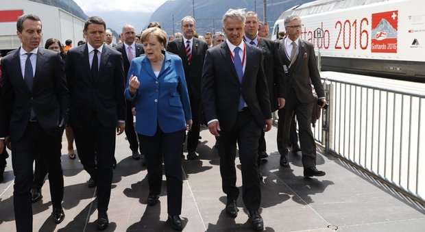 Gottardo: Merkel, Renzi e Hollande a inaugurazione nuovo tunnel