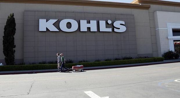 Kohl's taglia guidance con indebolimento vendite da aprile