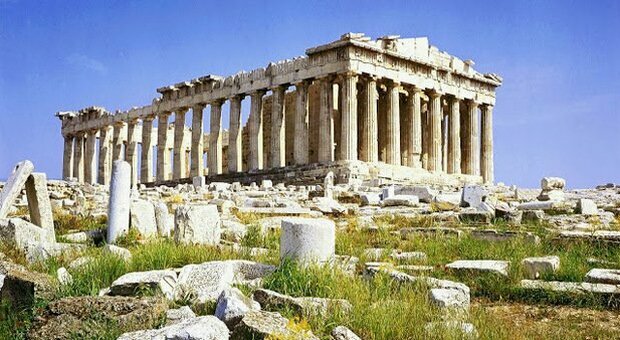 Tra Atene e Londra la guerra per i marmi del Partenone: Mitsotakis: «Un furto, restituiteli»