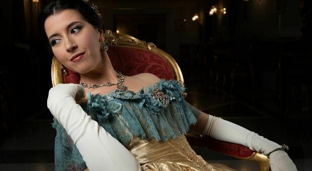 Il soprano Lisette Oropesa, 37 anni, nel film Traviata del Teatro dell'Opera di Roma