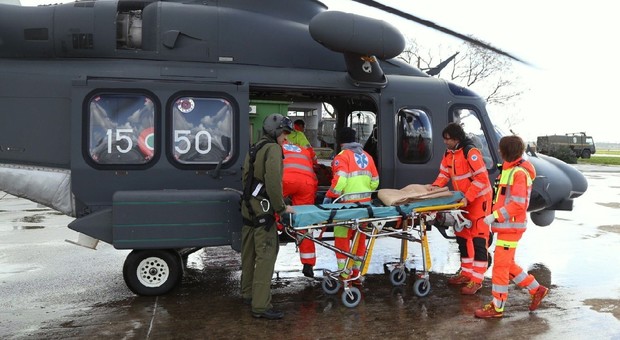 Elicottero del 118 bloccato dal maltempo, Aeronautica soccorre un uomo a Ponza