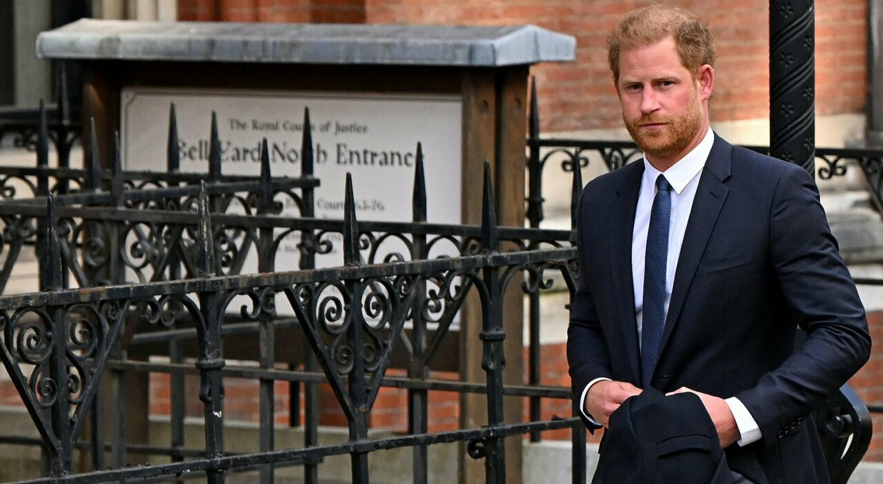 Harry returned to London (but increasingly lonely): his father, King Charles, did not want to meet him: ‘he was busy’