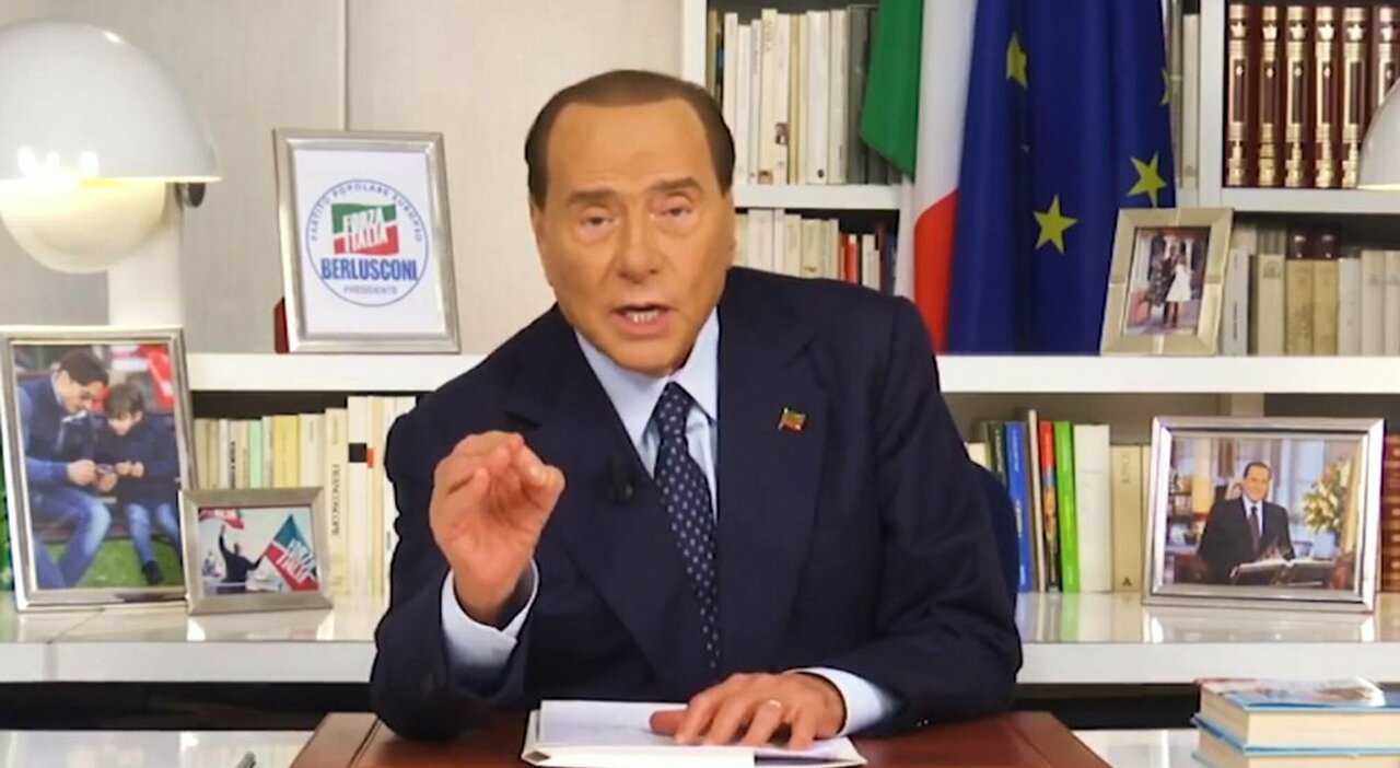 Berlusconi: «Bisogna difendere Giorgia». Silvio si riscopre allenatore. La strategia del Cav: non esporre ...