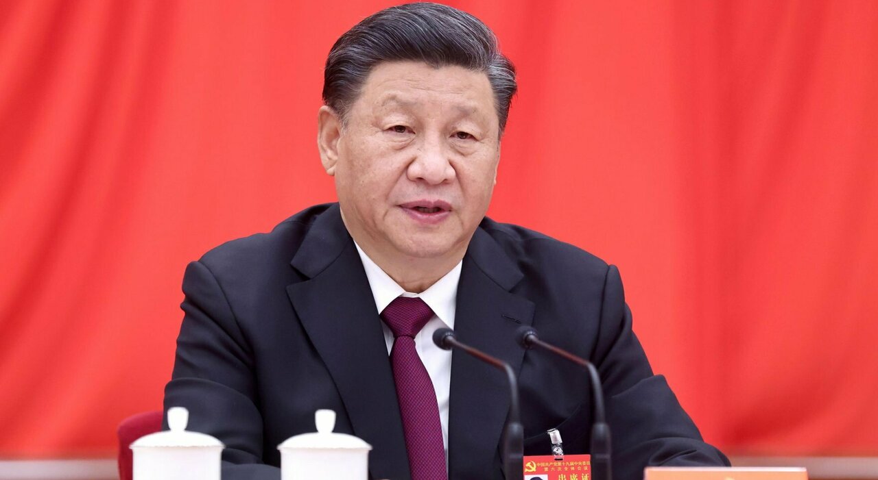 Xi Jinping «ha un aneurisma al cervello ma rifiuta l'intervento». E in Cina crescono i timori di un golpe