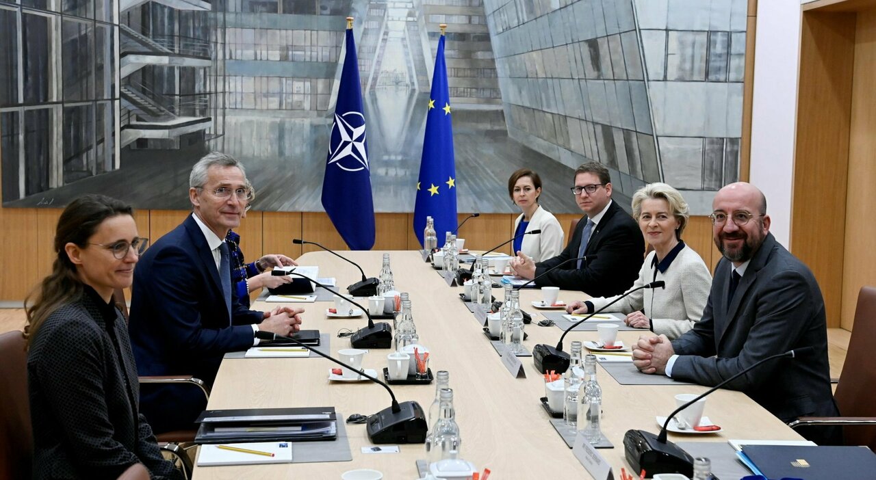 Guerra directa de Ucrania.  Acuerdo UE-OTAN, Stoltenberg: «Más armas en Kyiv»