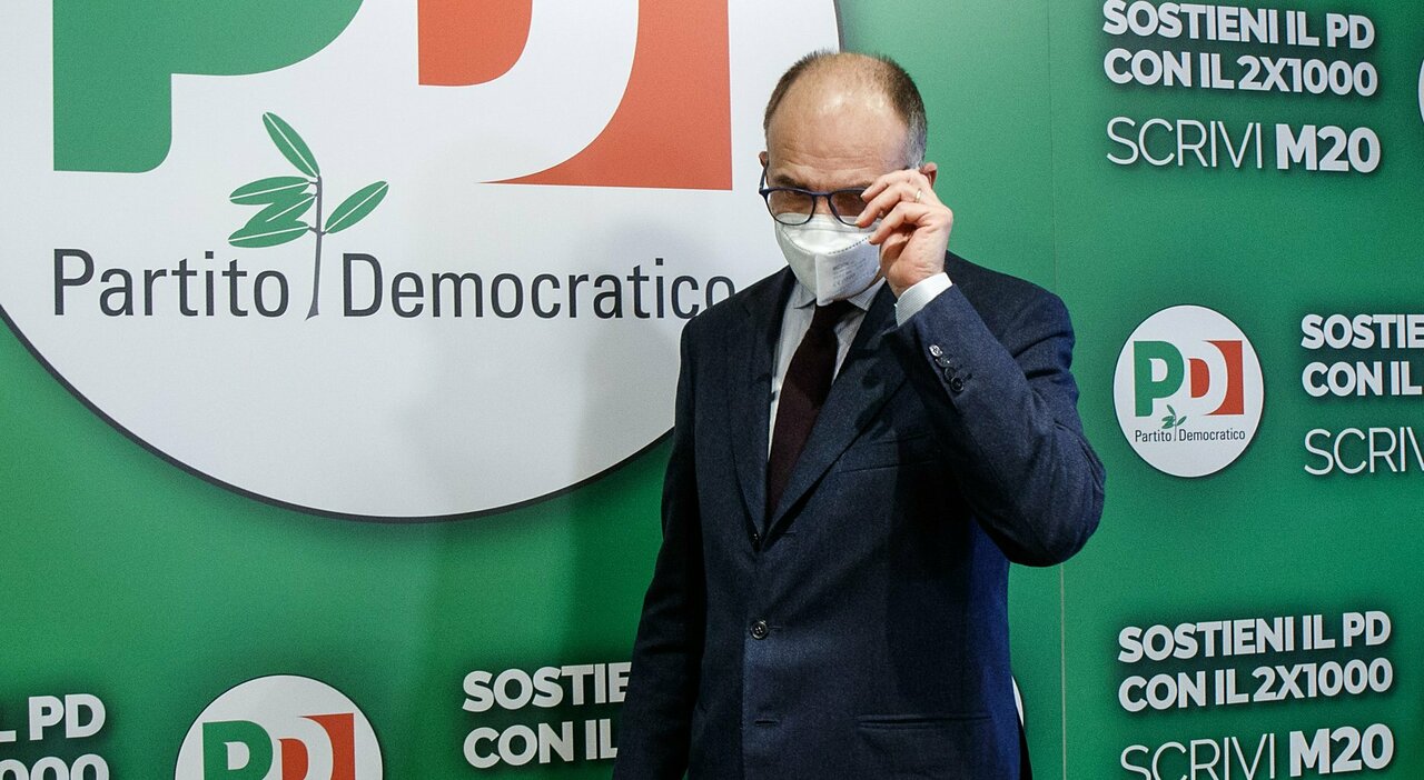 Elezioni Quirinale, il Pd non crede all'ipotesi Berlusconi: «Ma se va al Colle, subito alle urne»