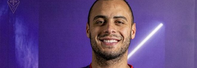 La Fiorentina annuncia Cabral: «Il nostro nuovo numero 9»