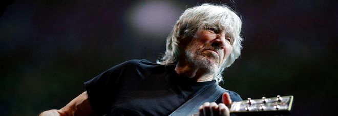 Roger Waters, messaggio pro-migranti al concerto: «Meritano rispetto, attenti al neofascismo»