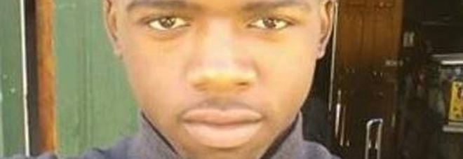 Los Angeles, un altro ragazzo nero ucciso dalla polizia, scoppia la protesta: «Aveva le mani alzate»