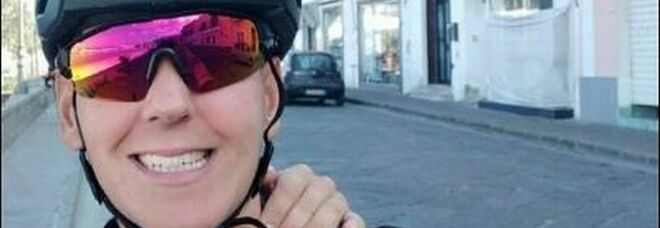 Ischia, caporal maggiore dell'Esercito investita e uccisa in bicicletta: muore Cassandra Mele, aveva 37 anni
