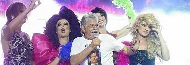 Antonio Razzi, senatore rock al Gay Village: canta e balla scatenato con Luxuria