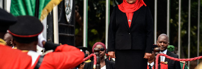 Tanzania: eletta la prima donna presidentessa dopo la morte del presidente negazionista morto di Covid