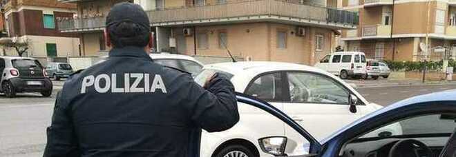 Roma, rapina in banca a Trastevere: banditi bucano muro ma vengono messi in fuga dal direttore