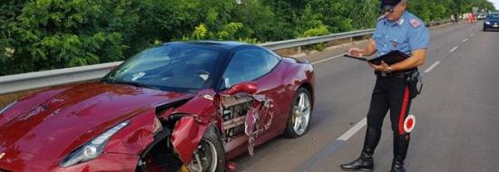 La Ferrari coinvolta nell'incidente