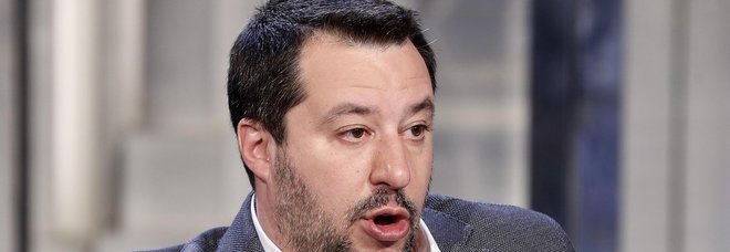 Consob, Salvini: «Minenna o Savona? Due persone stimabili. Basta che si faccia presto»