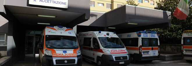 Pescara, troppi pazienti: l'ospedale blocca i ricoveri in area medica