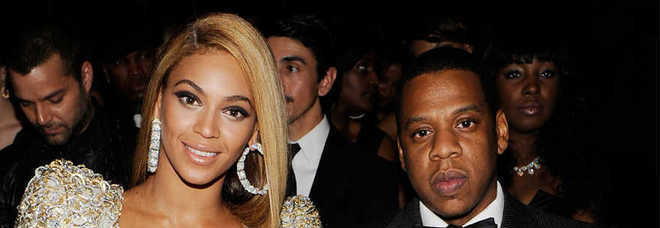 «Beyoncè e Jay Z in crisi, aria di divorzio». I media Usa: lui l'ha tradita con Rihanna
