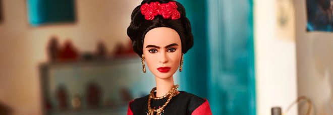 La Barbie che somiglia a Frida Khalo vietata in Messico: l'artista vince la causa