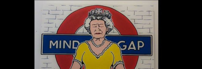 Dopo il Papa Superman la Regina Elisabetta zen, a Londra i murales di Mauro Pallotta
