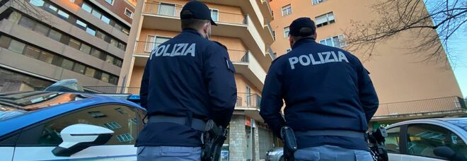 Perugia, coltello contro addetto alla sicurezza di un palazzo: paura a Fontivegge