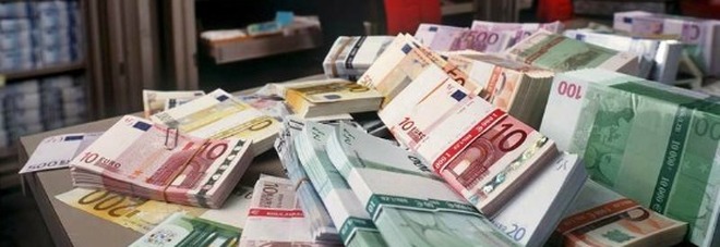 Frode Fiscale Da 27 Milioni Di Euro 14 Arresti E Cassette Stipate Di Soldi
